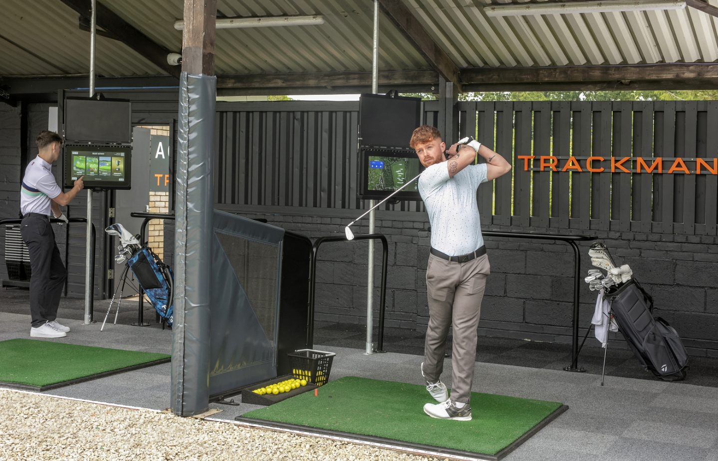 TRACKMAN DRIVING RANGE